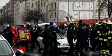 O mașină a intrat în mulțime la Munchen. Atacatorul – un afgan de 24 de ani