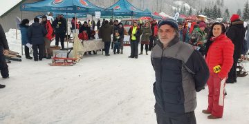 Hai la săniuș! Hai la Băiuț!