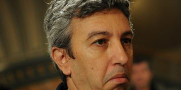 Dan Diaconescu, condamnat la opt ani și patru luni de închisoare cu executare