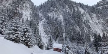 Cascada Cailor este una dintre cele mai pitorești atracții din Maramureș