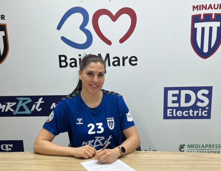 Nikoletta Papp, medaliată cu bronz la Campionatul European de handbal din decembrie, a semnat cu CS Minaur