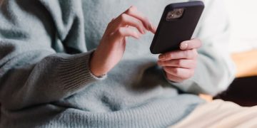 Polițiștii avertizează: Fiți vigilenți la solicitările de bani primite prin mesagerie!