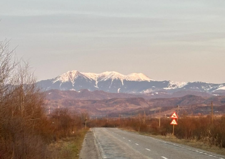 Turismul în Munții Țibleș: Beneficii și Provocări