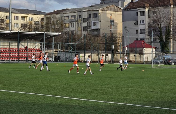 Fotbal. Selecție județeană la grupa U13!