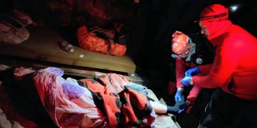 Ucraineanul lăsat la o stână de patru compatrioţi a fost găsit în stare foarte gravă. Acțiunea salvamontiștilor a durat 10 ore