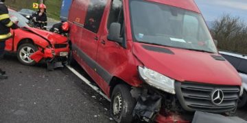 Accident rutier pe DN1C, în localitatea Mesteacăn