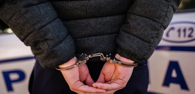 Furt de unelte dintr-o autoutilitară de pe str. Oborului. Hoții au fost reţinuți pentru 24 de ore