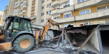 Primăria Baia Mare Demolează Garajele Ilegale din Zona Centrală
