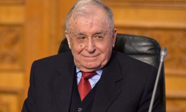 3 martie, aniversare. Ion Iliescu împlineşte 95 de ani