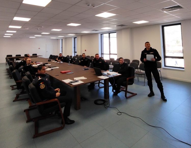 Sesiune de pregătire a comandanților subunităților de intervenție și a înlocuitorilor acestora, la ISU Maramureș