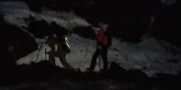 Alți doi ucraineni rătăciți în munții au fost salvați de salvatorii montani