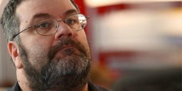 A murit analistul politic Bogdan Teodorescu