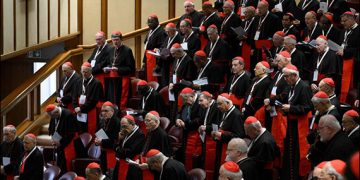 Cine sunt cardinalii chemaţi să-l aleagă pe noul papă: geografia, vârsta, ordinele călugăreşti