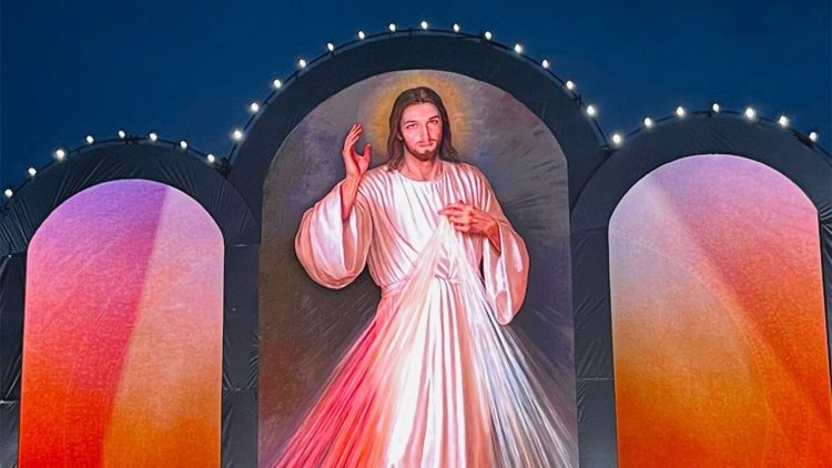 O simfonie a milostivirii în semn de gratitudine pentru pontificatul Papei Francisc