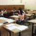 O elevă de 16 ani din Beclean a fost reținută după ce a lovit o profesoară