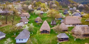 Mini-vacanță de 1 Mai la Muzeul Satului din Baia Mare