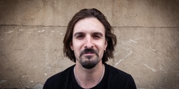 George Pop, nominalizat la Premiile UNITER 2025 pentru mișcarea scenică din spectacolul „Șantier”