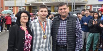 Performanță de excepție pentru Maramureș: Raul Cosmin Perhaița, elev al Liceului Teoretic „Petru Rareș”, calificat la patru olimpiade naționale de informatică