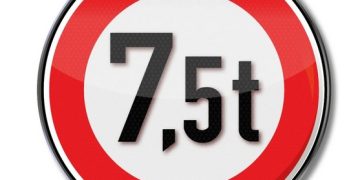 ANUNȚ DE INTERES PUBLIC privind amplasarea temporară a indicatorului rutier cu semnificație „Restricție de tonaj la 7,5T”, respectiv indicator rutier cu semnificația „Drum de urmat pentru anumite categorii de vehicule”