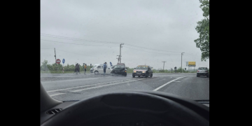 Accident rutier la Hideaga: două autoturisme implicate