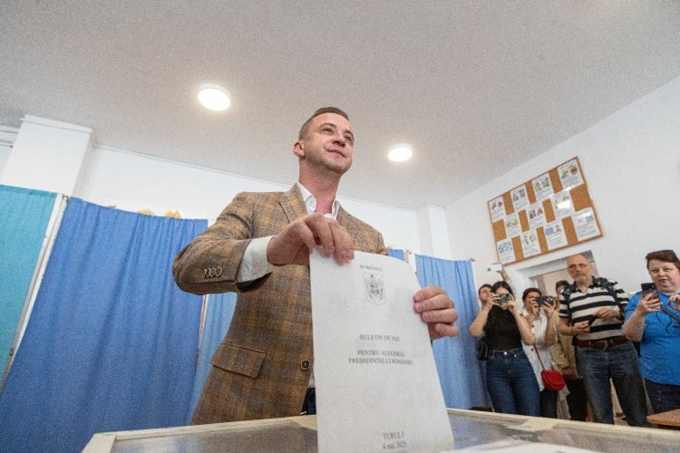 Primul lider PSD care sparge blocada neutralității: „Votez cu Nicușor Dan