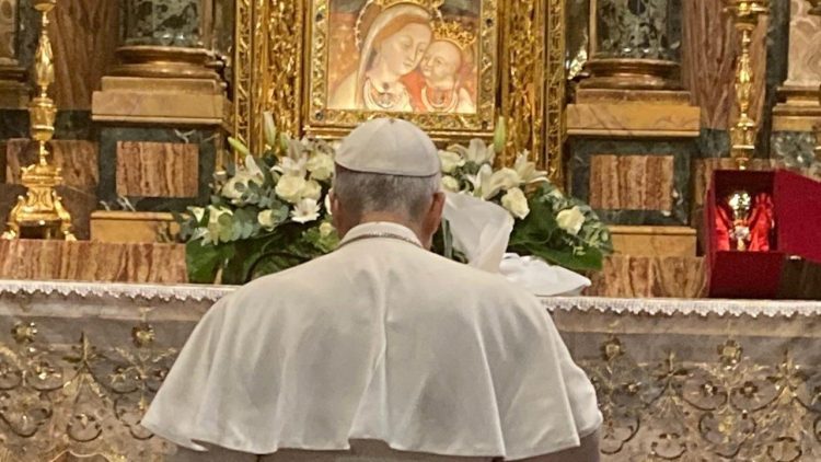 Papa Leon vizitează mormântul Papei Francisc şi un sanctuar dedicat Fecioarei Maria în prima sa călătorie în afara Vaticanului