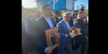 George Simion, la vot împreună cu Călin Georgescu: Am votat cu Călin Georgescu, suntem aici cu o singură misiune