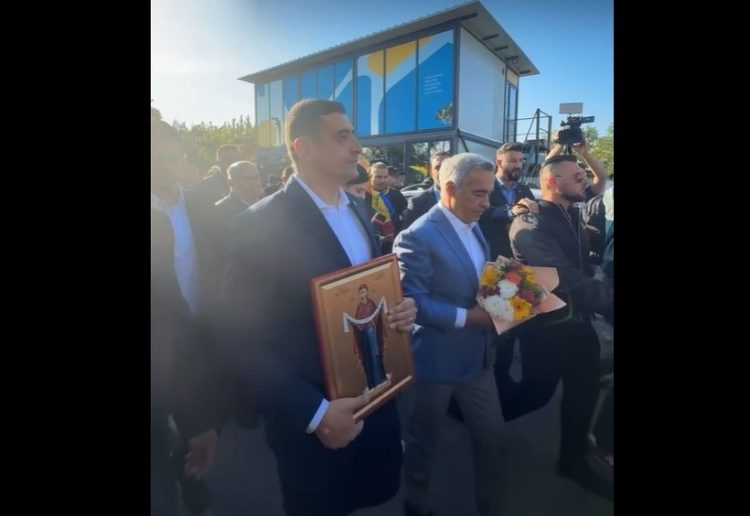 George Simion, la vot împreună cu Călin Georgescu: Am votat cu Călin Georgescu, suntem aici cu o singură misiune