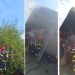 A luat foc acoperișul unei case de pe strada Hornului. Două persoane au făcut atac de panică, o a treia s-a tăiat la picior
