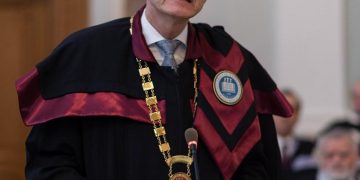 Preşedintele Academiei Române: Este fundamentală menţinerea acestei ţări şi a acestui popor pe traiectoria lui europeană