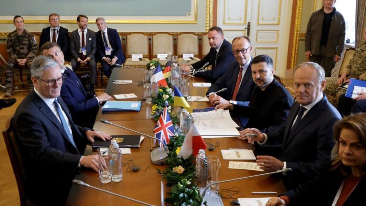 Summit istoric la Kiev. Liderii europeni discută cu Zelenski despre un armistițiu. Bolojan va participa prin videoconferință