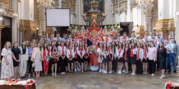 Torino: Administrarea Mirului în comunitatea românilor catolici cu PS Petru Sescu