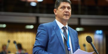 Treziți-vă, până nu moare acest partid! Cred că s-a depășit linia roșie!