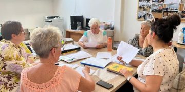 Atelier de introducere în limba engleză – noțiuni de bază pentru seniori