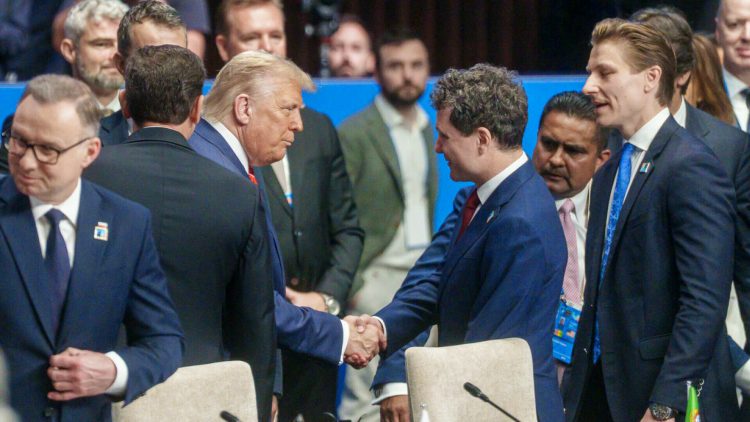 Crin Antonescu atacă presa pentru modul în care a prezentat întâlnirea dintre Nicușor Dan și Donald Trump: „Avem o propagandă bananieră care, pe banii noștri, ne insultă zilnic”