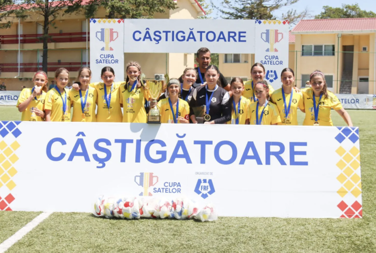 Școala Gimnazială Giulești din județul Maramureș este prima campioană a Cupei Satelor U13 – Fete, ediția 2024-2025!