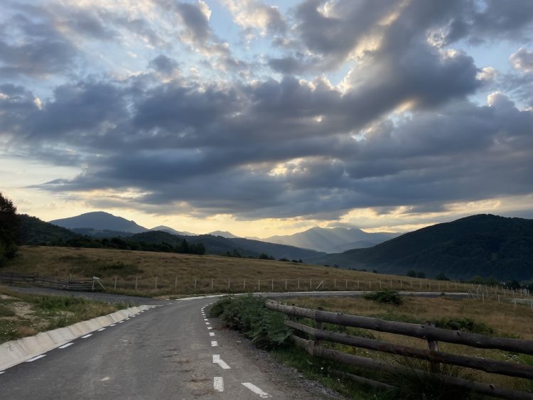 DC19: Nu e doar un drum reabilitat, e o punte vitală spre Maramureșul istoric