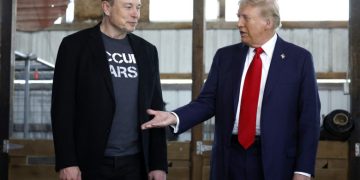 Război total între Donald Trump și Elon Musk: Pur și simplu a luat-o razna!