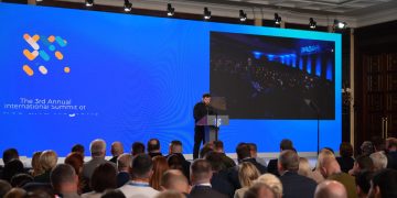 Maramureșul, reprezentat la Summitul Internațional al Orașelor și Regiunilor desfășurat la Kiev sub Înaltul Patronaj al Președinției Ucrainei