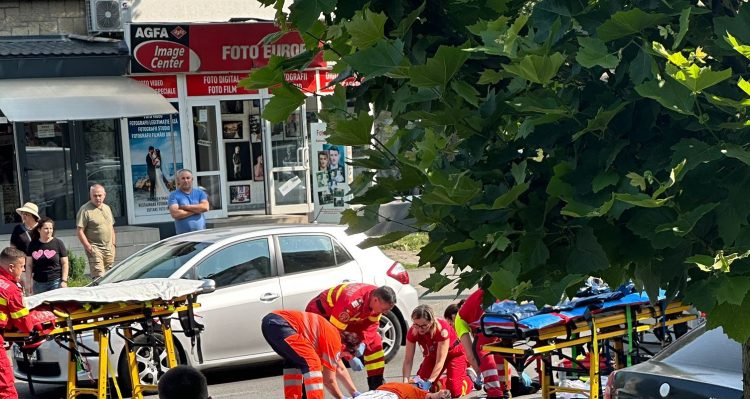 Tânăr de 22 de ani, angajat în traversarea neregulamentară, a fost spulberat de o mașină, pe bd. Regele Mihai I – foto