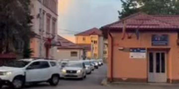 Șase percheziții domiciliare în Baia Mare, la persoane cercetate pentru fals în înscrisuri și fals informatic