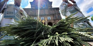 Programul liturgic al Catedralei Episcopale de sărbătoarea Rusaliilor