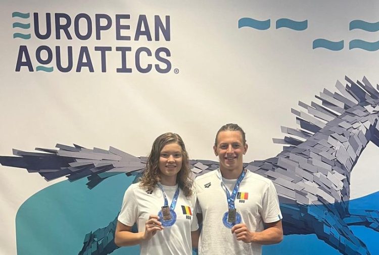CE Înot Juniori: Aur şi bronz pentru România, prin Robert Badea şi Aissia Prisecariu
