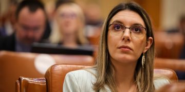 Asta-i fata care ne trebuia la Mediu! O să amendeze primăriile după care va sancționa și urșii!