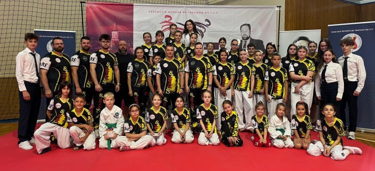 CS Știința – Dragonul Baia Marea adus acasă de la Cluj 39 de medalii, dintre care 8 de aur