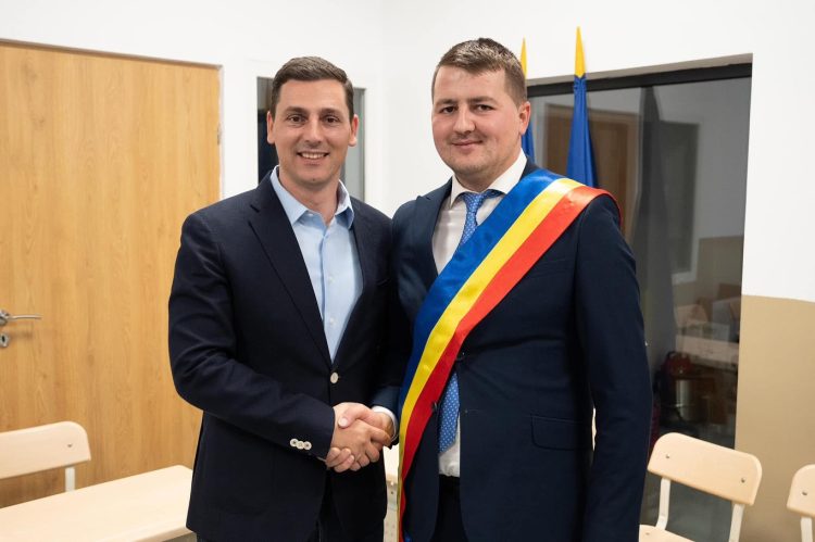 Primarul comunei Poienile de sub Munte și-a dat demisia. Reacția deputatului Ionel Bogdan