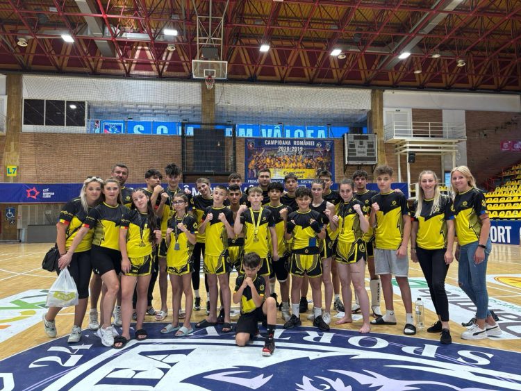 Academia Ostrovanu pune Maramureșul pe harta sporturilor de contact – Explozie de medalii la una dintre cele mai dure competiții din România