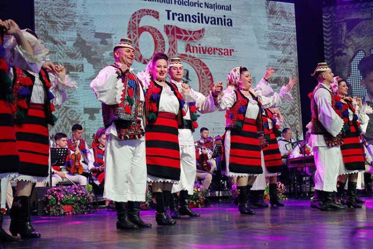 Ansamblul Folcloric Național „Transilvania” – Locul I la festivalul internațional din Skopje, Macedonia