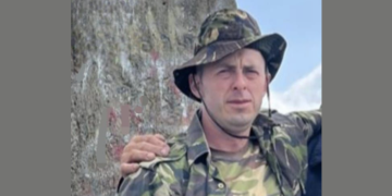 Polițist de frontieră din Maramureș – erou în timpul liber! A salvat patru persoane dintr-un autovehicul răsturnat într-o râpă