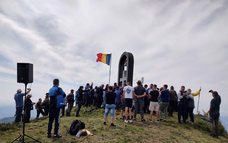 Sărbătoarea Munților Țibleș – Tradiție, Rugăciune și Comunitate la Înălțime